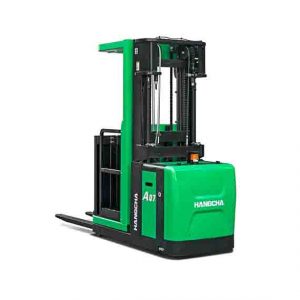 schmalgangstapler a man down 1